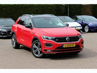 Volkswagen T-Roc 1.5 TSI Sport Business R / Camera / CarPlay / Virtual Cockpit / Sportstoelen / 18'' / LED / DAB / ACC
