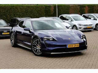 Porsche Taycan 93 kWh / SoH 93,7% / Panoramadak / 360Camera / Luchtvering / Sportchrono / 20'' / Warmtepomp / Stoelverwarming 4x / DAB / CarPlay / Cruise Control