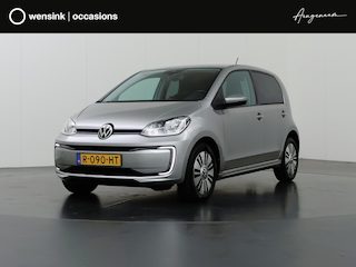 Volkswagen Up Style | Trekhaak | Cruise Control | Parkeercamera | Stoelverwarming | Lichtmetalen Velgen | Climate Control |