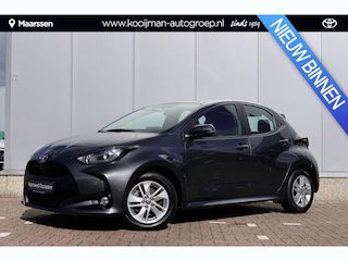 Toyota Yaris 1.5 Hybrid 115 Business edition / Stuur en Stoelverwarming / Parkeersensoren / Camera /