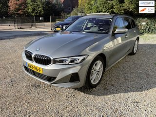 BMW 3-serie Touring 320e Pano / Leer / EL. Trek BTW ALL IN