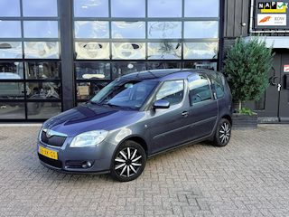 Skoda Roomster 1.6-16V Style