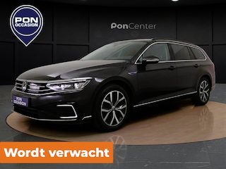 Volkswagen Passat Variant 1.4 TSI PHEV GTE | Camera | ACC | Elek. Achterklep | Elek. Stoelen | Stuur-/Stoelverwarming | Matrix LED | 18'' |