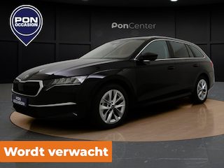 Skoda Octavia Combi 1.5 TSI MHEV Business Edition | Trekhaak | Camera | Side Assist | ACC | Elek. Achterklep | Stuur-/Stoelverwarming V+A | 17'' |
