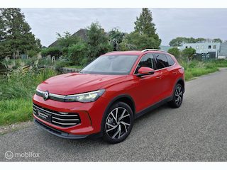 Volkswagen Tiguan 1.5 eHybrid Elegance / 360' / El. Trekh.