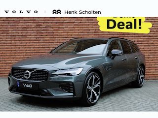 Volvo V60 T6 Plug-in hybrid AWD Plus Dark | Adaptive Cruise & Pilot Assist | Panoramadak met Schuif-/Kantelfunctie | Harman Kardon Premium Audio | Verwarmbare voorstoelen, achterbank en stuurwiel | 19 inch Lichtmetalen velgen