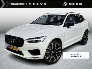 Volvo XC60 2.0 T6 Plug-in Hybrid AWD R-Design | Panoramadak | Harman Kardon Audio | Head-up Display | Lichtmetalen Velgen 22 inch | 360 Graden Camera | Keyless Entry | Elektrische Achterklep | Stoelverwarming voor en achter | Cruise Control Adaptief | BLIS | Navigatie | Apple Carplay | Android Auto