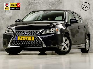 Lexus CT 200h Sport Automaat (APPLE CARPLAY, GROOT NAVI, CAMERA, SPORTSTOELEN, CRUISE, ALCANTARA, NIEUWSTAAT)
