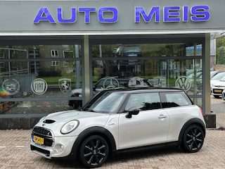 Mini Mini 2.0 Cooper S Chili Serious Business Automaat Navi Panorama Cruise