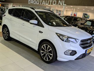 Ford Kuga 1.5 EcoBoost ST Line Panoramadak, Airco, Cruise Control, Trekhaak, Stuurbekrachtiging