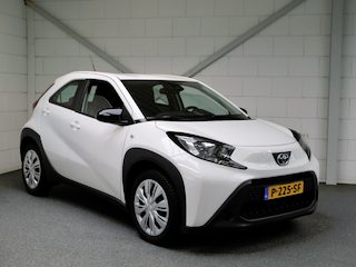 Toyota Aygo 1.0 VVT-i MT Play Airco/CAM/Carplay (all-incl. prijs)