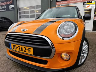 Mini Mini 3-Deurs 1.2 Business met navigatie en bluetooth telefoon / media en cruise controle en airco