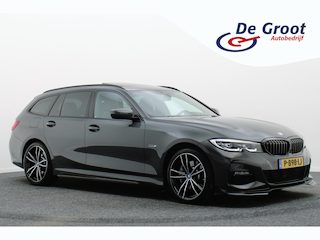 BMW 3-serie Touring 330e Business Edition Plus M-sport Org NL, Panoramadak, M-Sportstoelen, Carbon, Camera, Elektr. Trekhaak, 19''