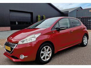 Peugeot 208 1.2 VTi Style NAVI CRUISE 2 X SLEUTELS