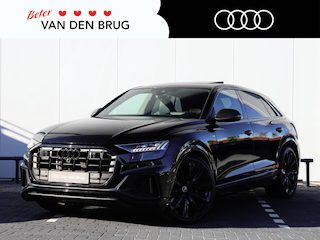 Audi Q8 60 TFSI e quattro Pro Line S Competition | Panorama dak | Head-up | B&O | 23'' velgen | Leder | Rode accenten | 360° camera | Stoelverwarming v+a | Luchtvering |