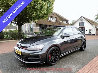 Volkswagen Golf 2.0TSI GTI Performance PANODAK / ACC / CAMERA / PDC / 19'' / KEYLESS