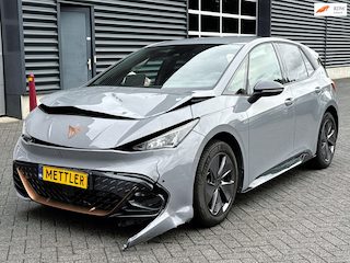 Cupra Born Essential 62 kWh | Apple carplay | Navigatie | Schade