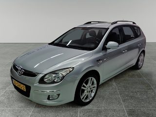 Hyundai i30 CW 1.6i Blue Dynamic