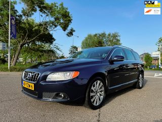 Volvo V70 1.6 T4 Limited Edition / airco / cruise.control / leder / pdc / elek.pakket / trekhaak / stoelverwarming / nap...