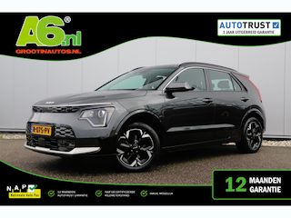 Kia Niro DynamicLine 64.8 kWh Trekhaak Navigatie Achteruitrijcamera LMV