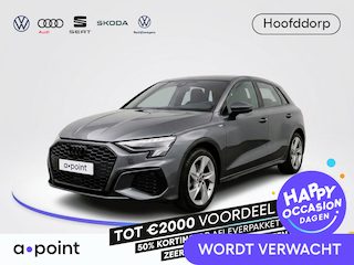 Audi A3 Sportback 30 TFSI S edition 110pk | Navigatie | S line interieur | Apple Carplay /-Android auto | 17 inch Lichtmetalen velgen | Cruise controle | Parkeersensoren voor en achter