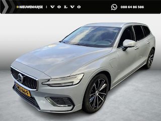 Volvo V60 2.0 T6 Plug-in hybrid AWD Essential Bright | Adaptieve Cruise Control | Lederen Bekleding | Stoel en Stuurverwarming | BLIS | Donker Glas |