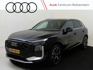 Audi Q3 1.5 e-hybrid S edition | Panoramadak | Lederen bekleding | 20 inch lm velgen | Comfortsleutel | Verwarbare voorstoelen