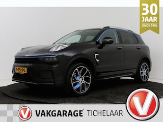 Lynk & Co 01 1.5 | Trekhaak | Panoramadak | Org NL | CarPlay | Camera | Infinity | Stoelverwarming |