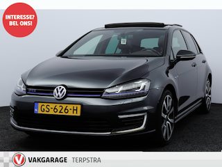 Volkswagen Golf 1.4 TSI GTE/ Open Pano-Dak!/ Trekhaak/ Automaat/ Standkachel/ Camera/ Stoelverw./ Zwarte Hemel/ 18''LMV/ DAB+/ Apple+Android/ Clima/ Navi/ Cruise/ PDC V+A.