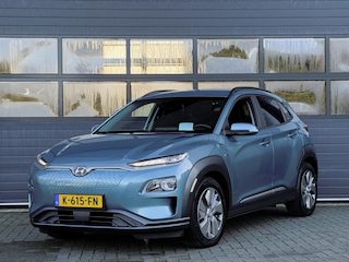 Hyundai Kona EV FASHION 64 kWh (100% SOH) I 3-FASE LADEN I TREKHAAK I CLIMATE CONTROL I APPLE CARPLAY