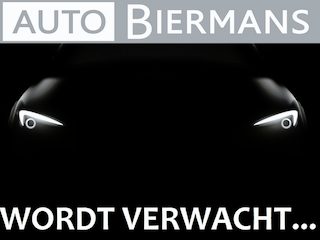 Volvo V60 2.0 B4 Core / INCL. FAbrieks-garantie / Stoelverwarming voor en achter / Leer / Camera