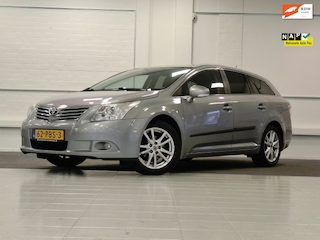 Toyota Avensis Wagon 1.8 VVTi Business Export bak maakt geluid rijdt verder goed Camera Navi Trekhaak
