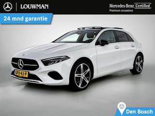 Mercedes-Benz A-klasse 250e Luxury line | Night pakket | Panorama schuifdak | parkeer pakket en achtercamera | Inclusief 24 maanden Mercedes-Benz Certified garantie voor Europa.
