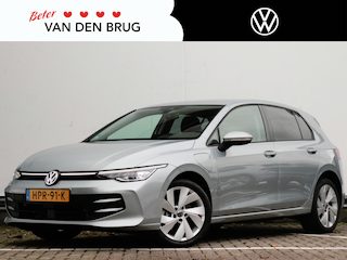 Volkswagen Golf 1.5 eHybrid Life Edition | 360 camera | Stoel en stuurwielverwarming | Elektrisch verstelbare bestuurdersstoel + memory | dodehoekdetectie | Navigatie via telefoon |