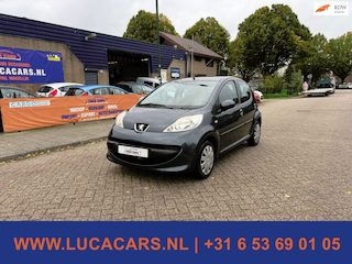 Peugeot 107 1.0-12V XS Airco NIEUWE APK!