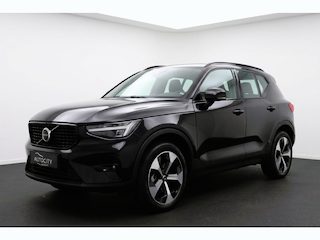 Volvo XC40 2.0 B4 MHEV Plus Dark 197PK | Harman Kardon | 360° Camera | Leder | Winterpakket