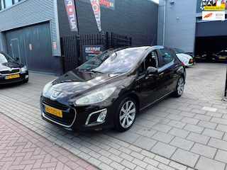 Peugeot 308 1.6 THP Allure Trekhaak Pano Airco PDC NAP APK