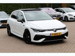 Volkswagen Golf 2.0 TSI R 4Motion / Panoramadak / Camera / Sportuitlaat / 19'' / Matrix LED / Keyless / CarPlay / Stoelverwarming / Dodehoek / DAB / ACC