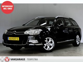 Citroën C5 Tourer 1.6 THP Comfort/ Trekhaak/ Luchtvering/ Sportstoelen/ 17'' LMV/ Koplamsproeiers/ Clima/ Cruise/ Bluetooth/ Armsteun/ Multi. LEDER. Stuur/ Mistl./ PDC V+A/ Dakrails.