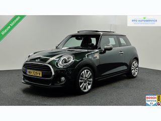 Mini Cooper 3-Deurs 1.5 Chili Serious Business PANO NAVI CAMERA ECC STOELVERWARMING.