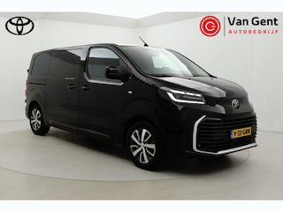 Toyota Proace 2.0 D-4D L1 Professional | Trekhaak | Dodehoek detectie | Stoel-/stuurverwarming | Dubbele schuifdeur | Navigatie | Apple Carplay / Android Auto | Keyless | Parkeersensoren voor/achter | Camera | LED koplampen | 17 inch | 3-zits | Betonplex | Triplex beplating
