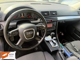 Audi A4 Avant 2.7 automaat nieuwe apk