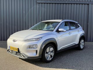 Hyundai Kona EV Comfort 64 kWh | SOH 95% I Camera | Apple Carplay | Android Auto | Cruise Control | Parkeersensoren |