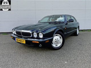 Jaguar XJ 4.0 V8 / Youngtimer / Zeer Nette auto / Automaat / Lederen bekleding / Airco / elek ramen /