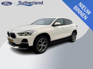 BMW X2 sDrive18i High Executive | Trekhaak | Stoelverwarming | Carplay | Harman Kardon | Climate Control |