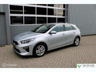 Kia Ceed 1.0 T-GDi DynamicLine 1e Eig NL Auto | 60.323 KM | Boekjes.