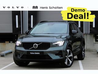 Volvo XC40 B4 Plus Dark | DEMO DEAL | Panoramadak | Elektrisch Verstelbare Voorstoelen | Getint Glas Achter | Keyless | Elektrische Achterklep | Premium audio by Harman Kardon | Stoelverwarming | Stuurverwarming | Volvo UX Infotainment | Adaptieve Cruise Control | Pilot Assist | BLIS
