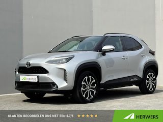 Toyota Yaris Cross 1.5 Hybrid 115 Dynamic / Dealer Onderhouden / Stoel & Stuurverwarming / Tot 10 Jaar Garantie / Apple Carplay & Android / Voorruitverwarming / Climate Control /
