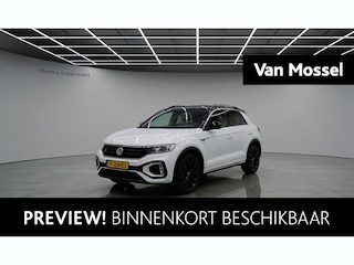 Volkswagen T-Roc 1.5 TSI R-Line Business+ 150 PK| Panoramadak | Navigatie | Stoelverwarming | Stuurwielverwarming | Achteruitrijcamera | Black Style | Digitale Cockpit Pro
