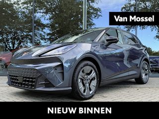 Cupra Raval Business 39 kWh 135 PK | Sportstoelen voor | Adaptive cruise Control | LED verlichting | Trekhaak | Keyless Go | Apple Carplay & Android auto | 18 Inch Lichtmetalen Velgen | Achteruitrijcamera | Verwarmd Stuur & Voorstoelen